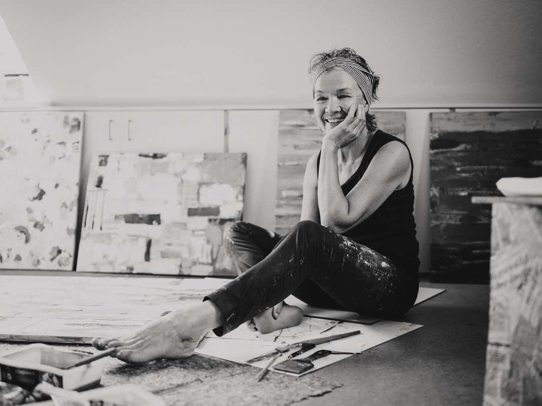 Brigitta Kasper-Heuermann im Atelier